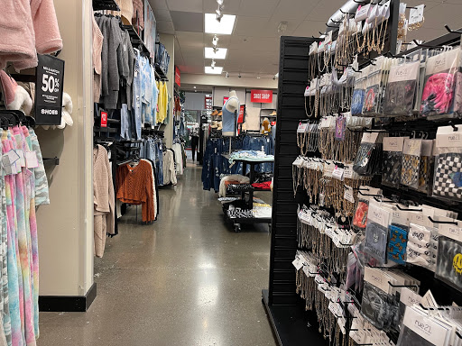 Clothing Store «Old Navy», reviews and photos, 106 Laurel Mall Dr #3, Hazleton, PA 18202, USA