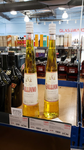 Wine Store «BevMo!», reviews and photos, 3808 S Mooney Blvd, Visalia, CA 93291, USA