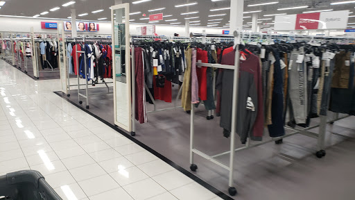Clothing Store «Ross Dress for Less», reviews and photos, 1500 Almonesson Rd, Deptford Township, NJ 08096, USA
