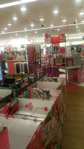 Hair Salon «Ulta Beauty», reviews and photos, 7981 Eastchase Pkwy, Montgomery, AL 36117, USA