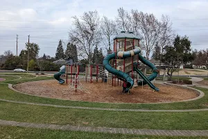 Diamond Oaks Park image