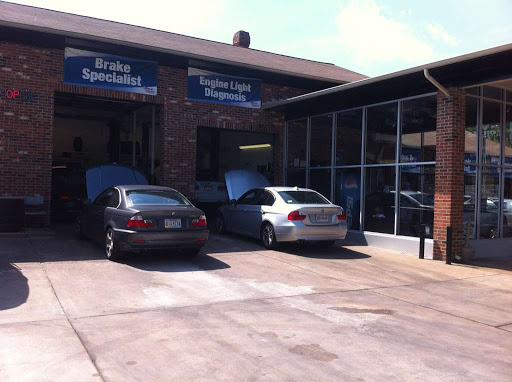 Auto Repair Shop «Forza Automotive of Fredericksburg», reviews and photos, 435 Ferry Rd, Fredericksburg, VA 22405, USA