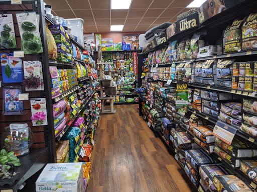 Pet Supply Store «Pet Valu», reviews and photos, 2315 Hanover Pike, Hampstead, MD 21074, USA