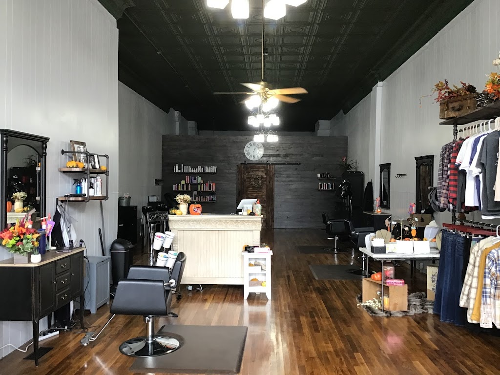 Four 30 Salon & Boutique 68048