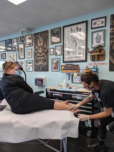Tattoo Shop «Low Tide Tattoos», reviews and photos, 1905 Municipal Ln, Melbourne, FL 32901, USA