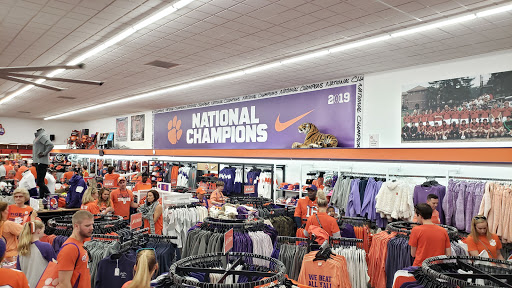 Sportswear Store «Tiger Sports Shop (Downtown)», reviews and photos, 364 College Ave, Clemson, SC 29631, USA