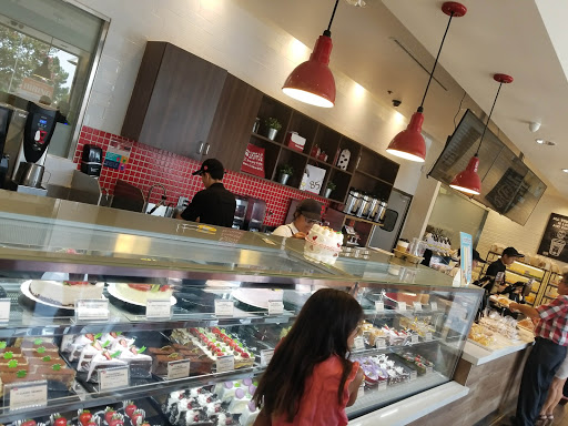 Shopping Mall «Diamond Jamboree», reviews and photos, 2700-2750 Alton Pkwy, Irvine, CA 92606, USA