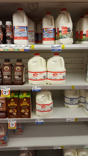 Grocery Store «Winn-Dixie», reviews and photos, 1850 N Tamiami Trail, North Fort Myers, FL 33903, USA