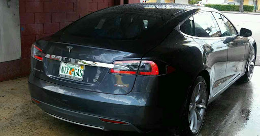 Car Wash «Car Wash Emporium», reviews and photos, 13820 W Dixie Hwy, North Miami, FL 33161, USA