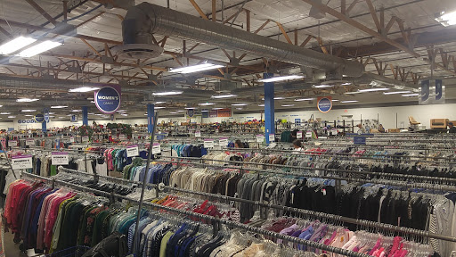 Thrift Store «48th & Baseline Goodwill Retail Store & Donation Center», reviews and photos, 2700 W Baseline Rd, Tempe, AZ 85283, USA