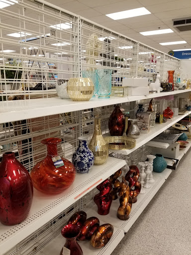 Clothing Store «Ross Dress for Less», reviews and photos, 1740 Santa Clara Dr, Roseville, CA 95661, USA