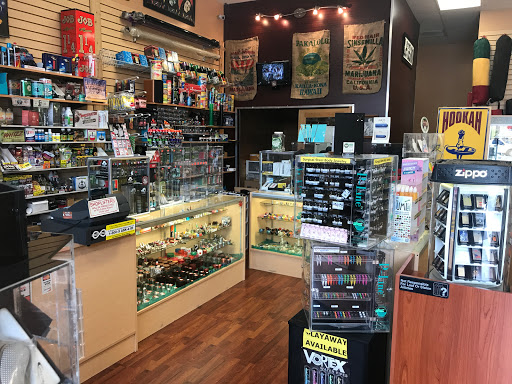 Tobacco Shop «DUO Smoke Shop», reviews and photos, 15010 Mulberry Dr #105, Whittier, CA 90604, USA