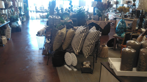 Shopping Mall «Outlets at Vicksburg», reviews and photos, 4000 S Frontage Rd, Vicksburg, MS 39180, USA