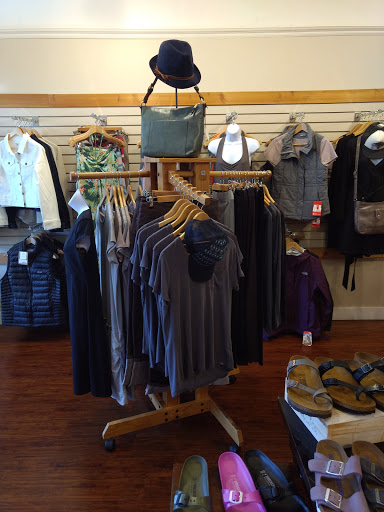 Shoe Store «Indigo Plum», reviews and photos, 18924 Front St NE, Poulsbo, WA 98370, USA