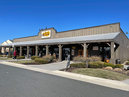 American Restaurant «Cracker Barrel Old Country Store», reviews and photos, 23030 Indian Creek Dr, Sterling, VA 20166, USA