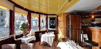 Atmosphère du Restaurant Le Versailles Dernière Brasserie d'Autrefois au Coeur de Limoges depuis 1932 - n°15