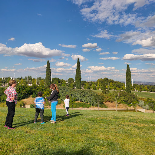 Tres Culturas Garden