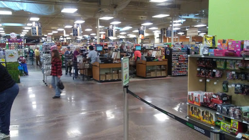 Grocery Store «Fred Meyer», reviews and photos, 14700 SE McLoughlin Blvd, Milwaukie, OR 97267, USA