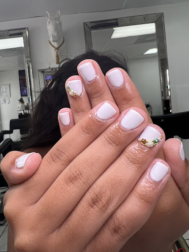 Hair Salon «Aylin Beauty Salon & Spa», reviews and photos, 820 E 41st St, Hialeah, FL 33013, USA