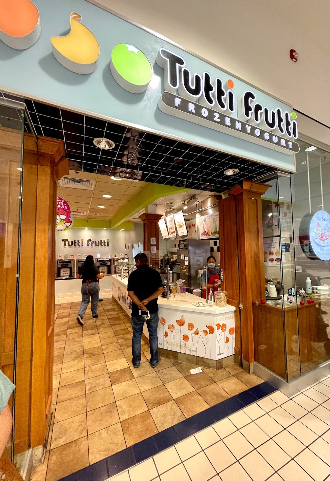 Tutti Frutti Frozen Yogurt