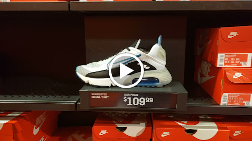 Clothing Store «Nike Factory Store», reviews and photos, 505 Premium Outlets Dr, Monroe, OH 45050, USA