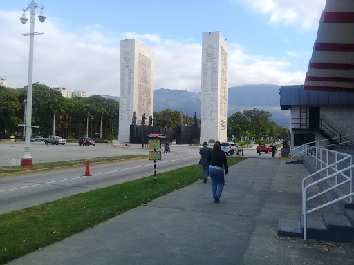 Escuelas aviacion Caracas