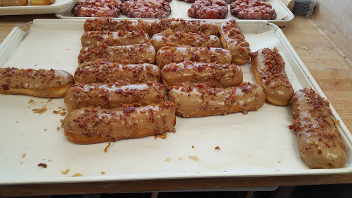 Donut Shop «Heavenly Doughnuts Shop», reviews and photos, 504 NE 102nd Ave, Portland, OR 97220, USA