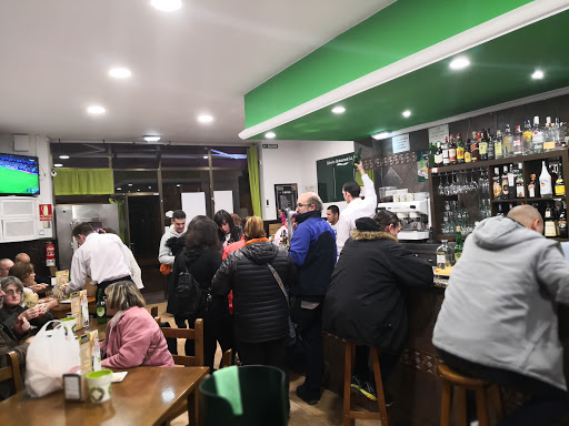 Sidreria Restaurante Parrilla.          La Botella