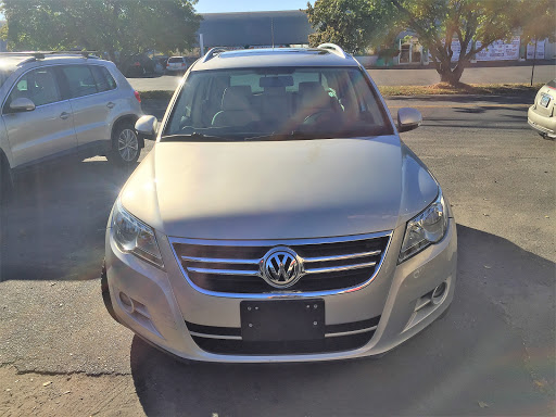 Used Car Dealer «Autobahn Used Cars Stamford», reviews and photos, 58 Magee Ave, Stamford, CT 06902, USA