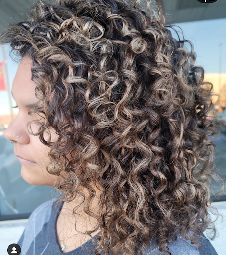 Curly hair salons Virginia Beach