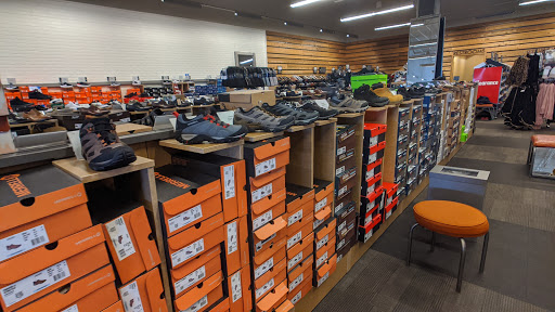 Shoe Store «DSW Designer Shoe Warehouse», reviews and photos, 11500 Burleigh St., Wauwatosa, WI 53222, USA
