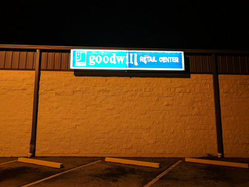 Donations Center «Goodwill Industries Corbin», reviews and photos