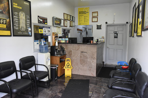 Auto Repair Shop «Meineke Car Care Center», reviews and photos, 811A W Higgins Rd, Schaumburg, IL 60195, USA