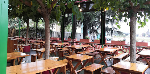 Restaurant El Corral del Pollo - Accés a la Carretera Costa Brava, 2, 08389 Palafolls, Barcelona, Spain