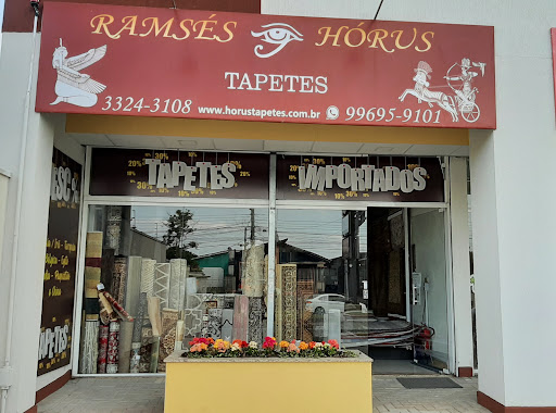 Ramsés & Hórus Tapetes