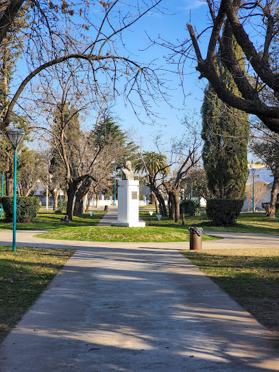 Plaza Rafael Hernández