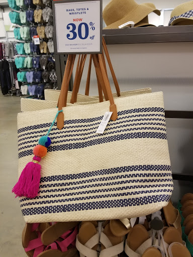 Clothing Store «Old Navy», reviews and photos, 90 Pleasant Valley St, Methuen, MA 01844, USA