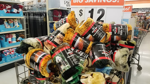 Discount Store «Big Lots», reviews and photos, 3048 E College Ave, Ruskin, FL 33570, USA