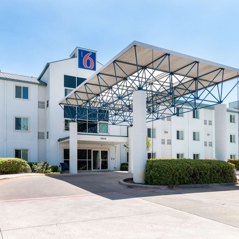 Motel 6 Irving, TX - DFW Airport North