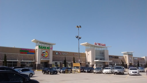 Asian Grocery Store «Hong Kong Market», reviews and photos, 2615 W Pioneer Pkwy, Grand Prairie, TX 75051, USA