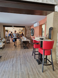 Atmosphère du Restaurant Les Meulieres à La Livinière - n°4