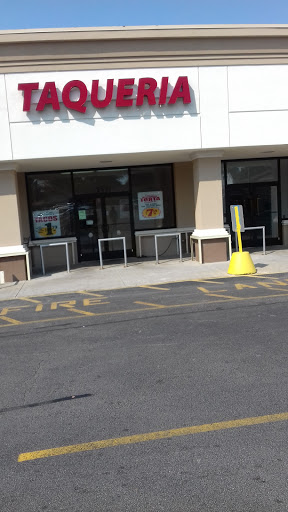 Supermarket «Super Mercados El Guero», reviews and photos, 1520 Theodore St, Crest Hill, IL 60403, USA