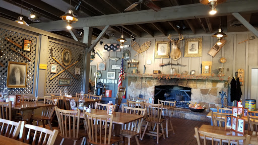 Cracker Barrel Old Country Store, 4001 S Frontage Rd, Vicksburg, MS 39180, USA, 