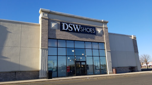 DSW Designer Shoe Warehouse, 2426 Lincoln Hwy, Langhorne, PA 19047, USA, 