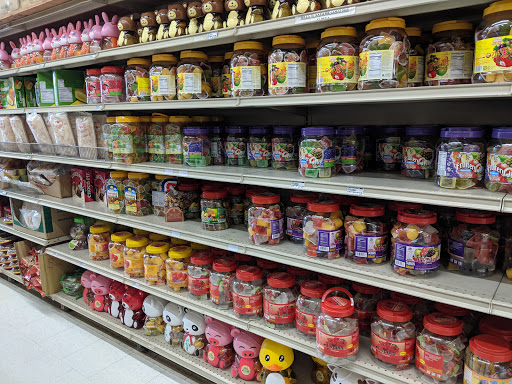 Asian Grocery Store «Hong Phat Food Center», reviews and photos, 101 SE 82nd Ave, Portland, OR 97216, USA