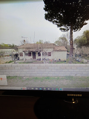 888rt de beaucaire 30800 saint gilles à Saint-Gilles