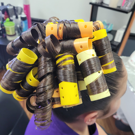 Beauty Salon «Lusvianca Hair Salon Inc», reviews and photos, 1047 Liberty St, Trenton, NJ 08611, USA