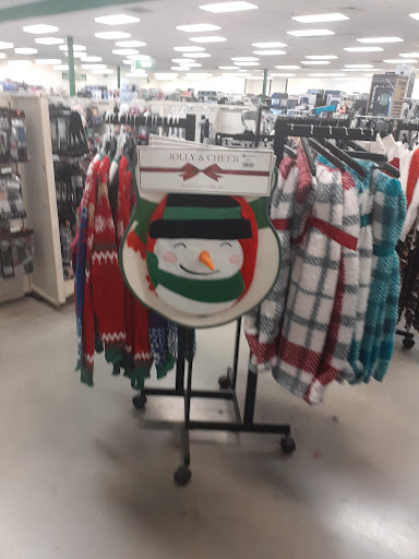 Discount Store «Bargain Hunt», reviews and photos, 30 Orchard Park Dr, Greenville, SC 29615, USA