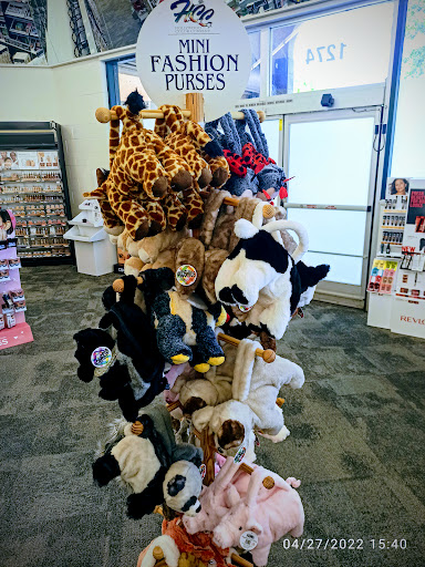 Shopping Mall «Feather Down Shopping Center», reviews and photos, 1258 Stabler Ln, Yuba City, CA 95993, USA