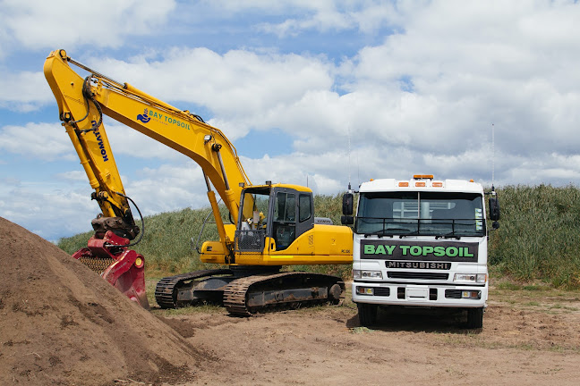 Bay Topsoil - Landscaper